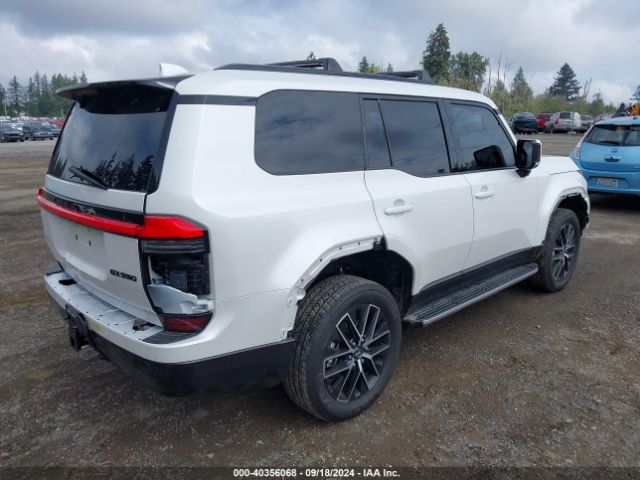 Photo 3 VIN: JTJTBCDX7R5011929 - LEXUS GX 