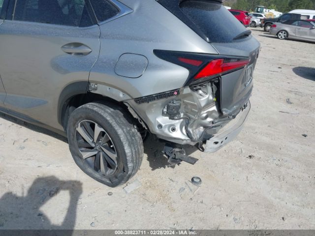 Photo 5 VIN: JTJYARBZ0K2144619 - LEXUS NX 300 