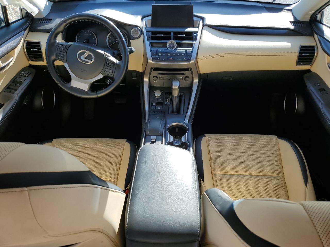 Photo 7 VIN: JTJYARBZ1H2059040 - LEXUS NX 