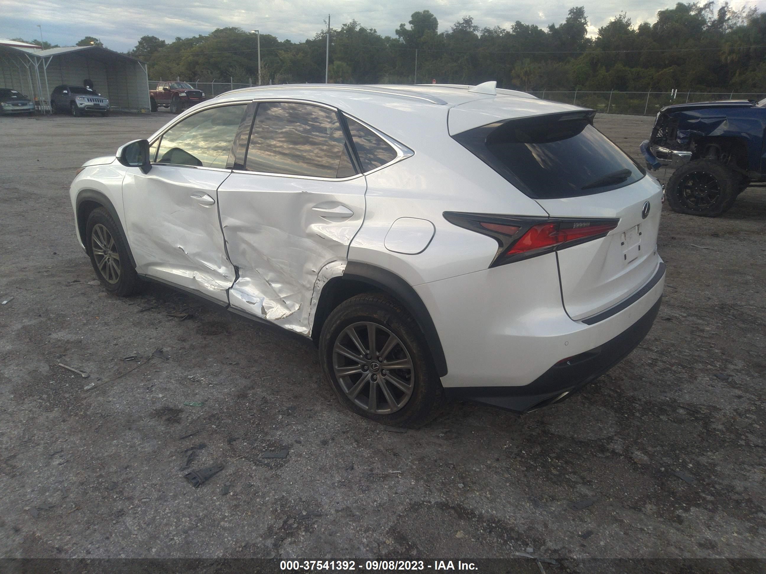 Photo 2 VIN: JTJYARBZ1K2118403 - LEXUS NX 