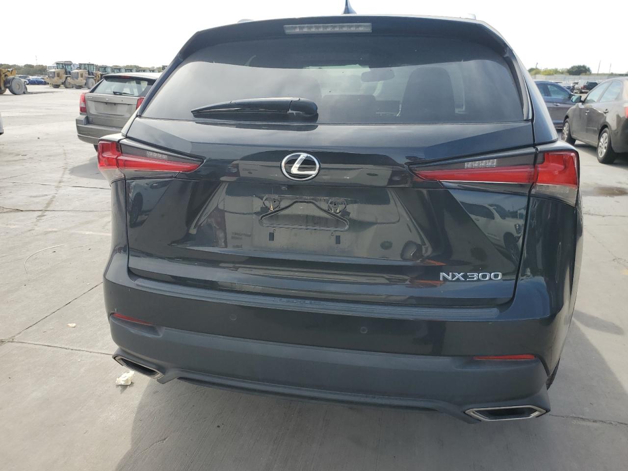 Photo 5 VIN: JTJYARBZ1K2156911 - LEXUS NX 300 