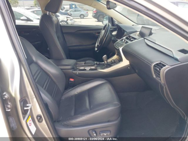 Photo 4 VIN: JTJYARBZ2H2053084 - LEXUS NX 200T 