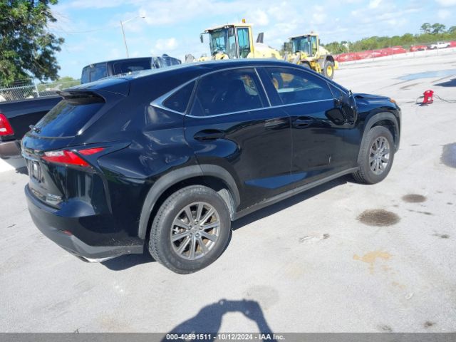 Photo 3 VIN: JTJYARBZ2H2079040 - LEXUS NX 