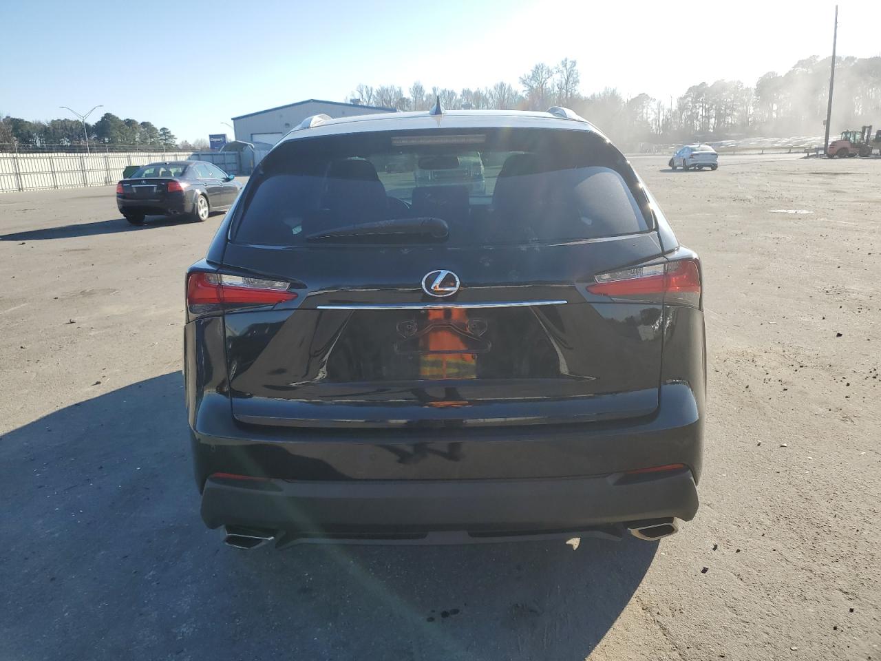 Photo 5 VIN: JTJYARBZ3G2028953 - LEXUS NX 