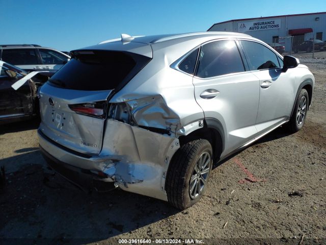 Photo 3 VIN: JTJYARBZ3J2108695 - LEXUS NX 