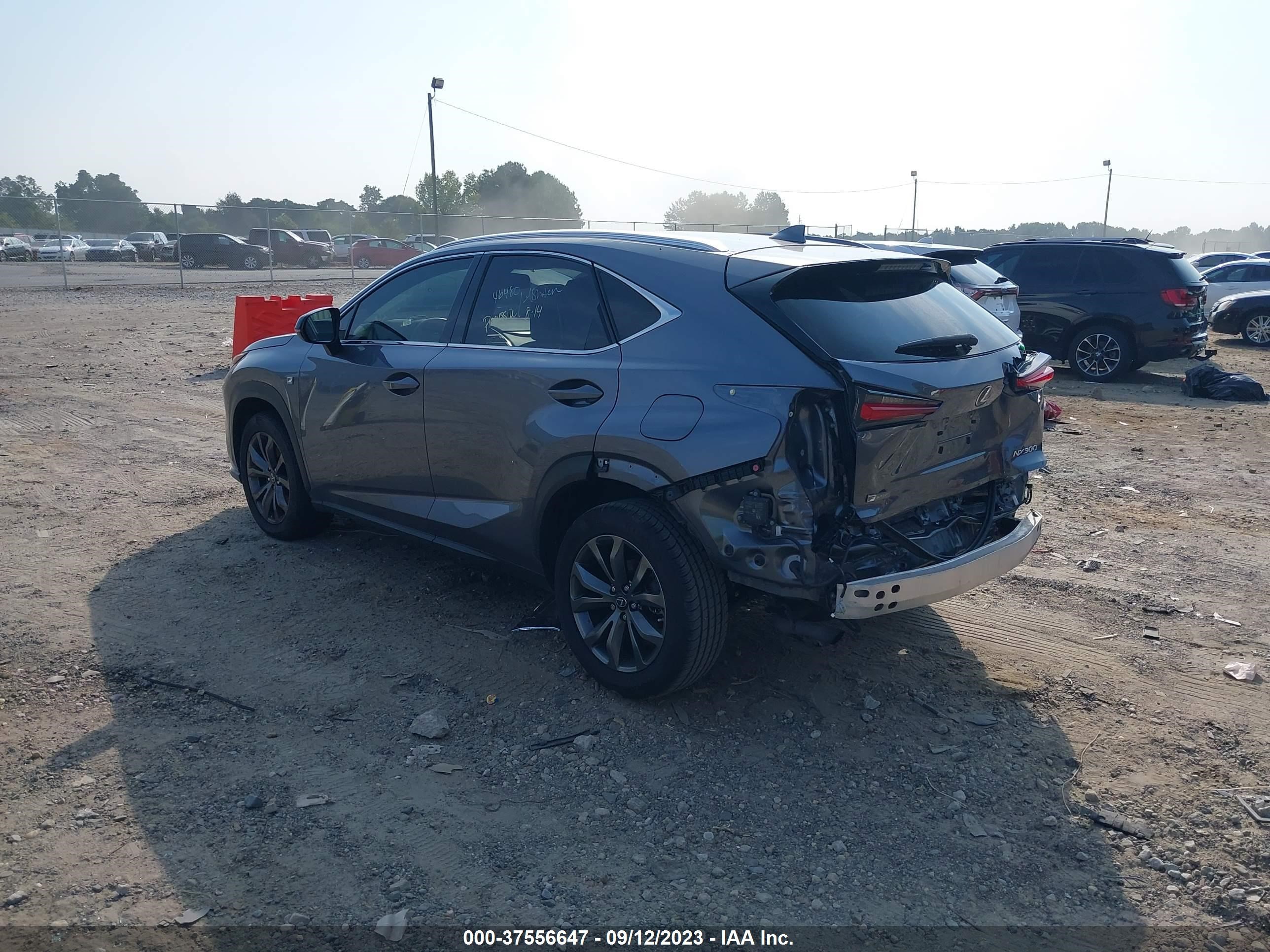 Photo 2 VIN: JTJYARBZ3K2126194 - LEXUS NX 