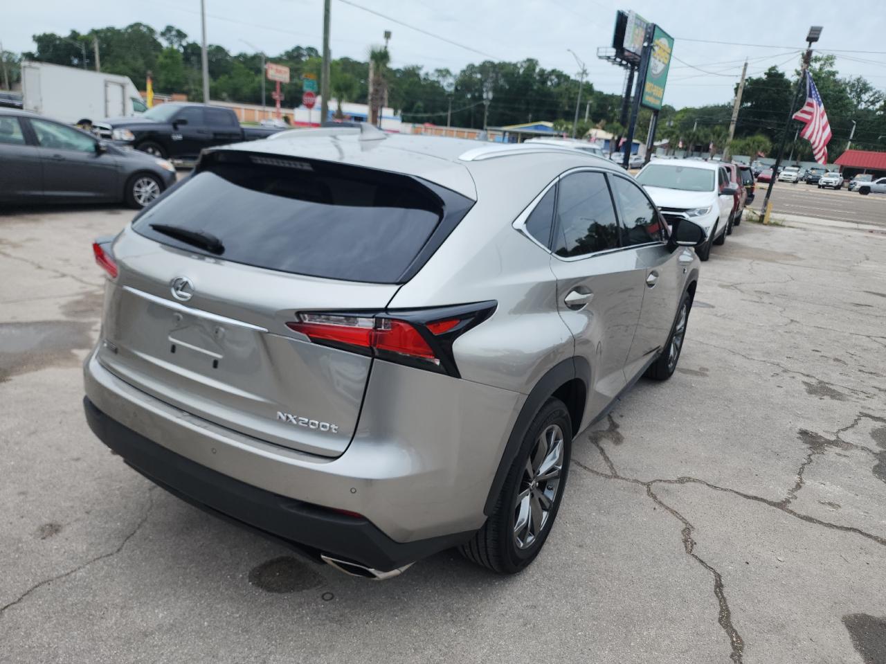 Photo 3 VIN: JTJYARBZ4G2022904 - LEXUS NX 200T BA 