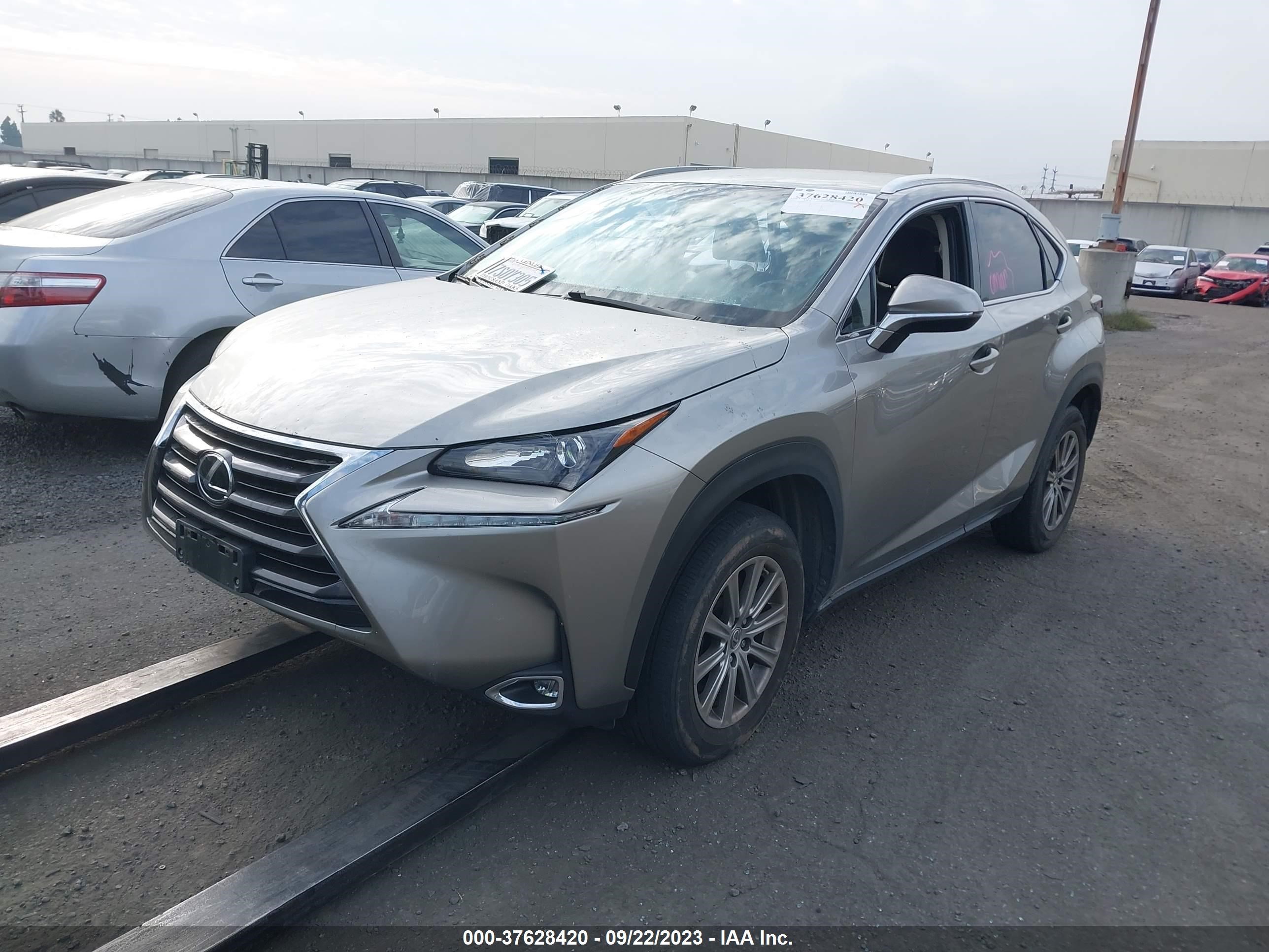 Photo 1 VIN: JTJYARBZ4G2039184 - LEXUS NX 