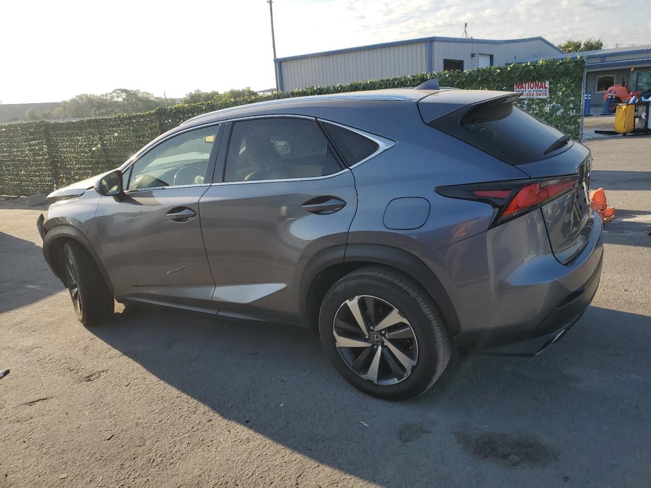 Photo 1 VIN: JTJYARBZ4J2086271 - LEXUS NX 