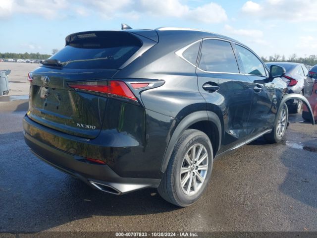 Photo 3 VIN: JTJYARBZ5K2138234 - LEXUS NX 