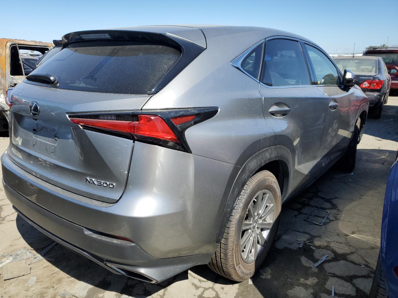 Photo 2 VIN: JTJYARBZ6K2139490 - LEXUS NX 