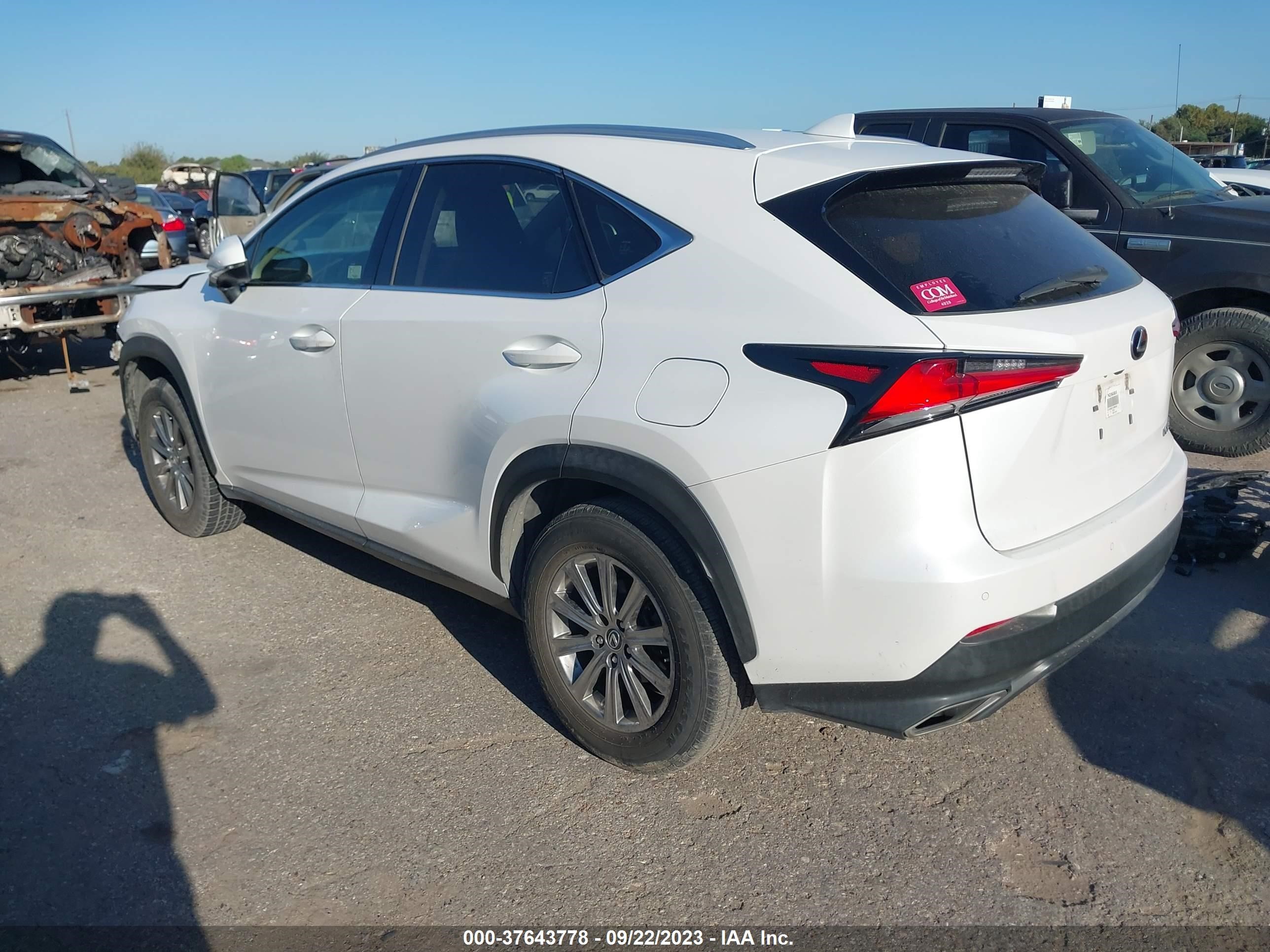 Photo 2 VIN: JTJYARBZ7J2092338 - LEXUS NX 