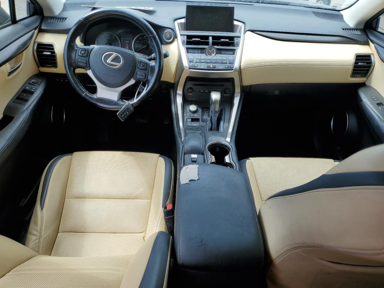 Photo 7 VIN: JTJYARBZ8F2018840 - LEXUS NX 