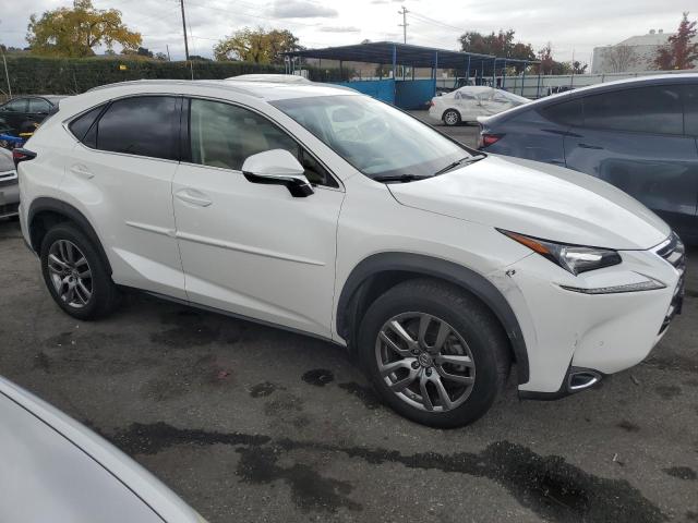 Photo 3 VIN: JTJYARBZ8F2019700 - LEXUS NX 200T 