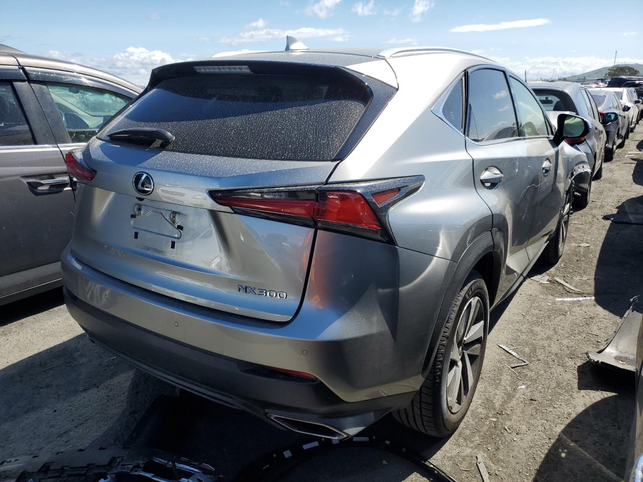 Photo 2 VIN: JTJYARBZ8J2097726 - LEXUS NX 