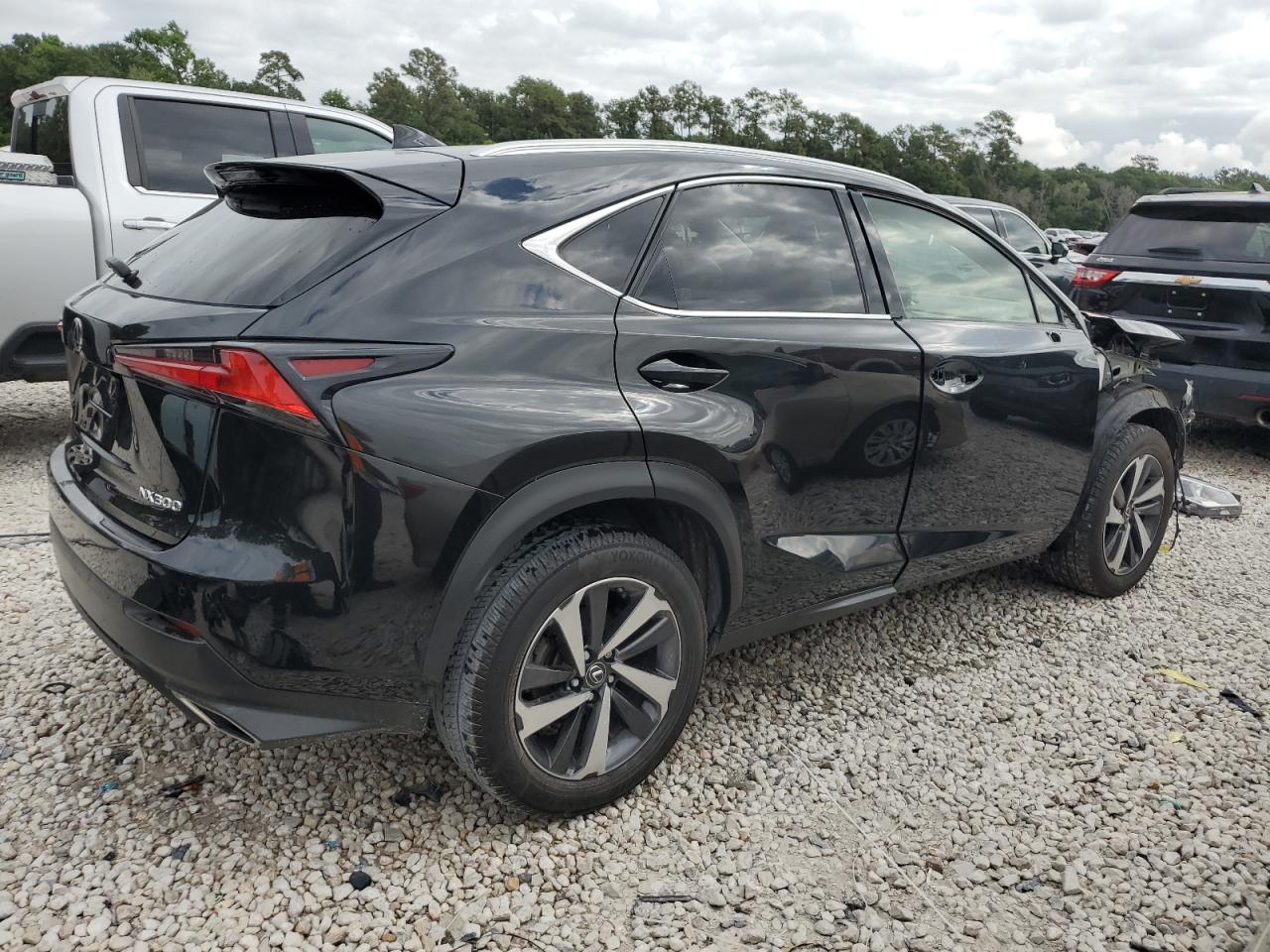 Photo 2 VIN: JTJYARBZ8J2101757 - LEXUS NX 