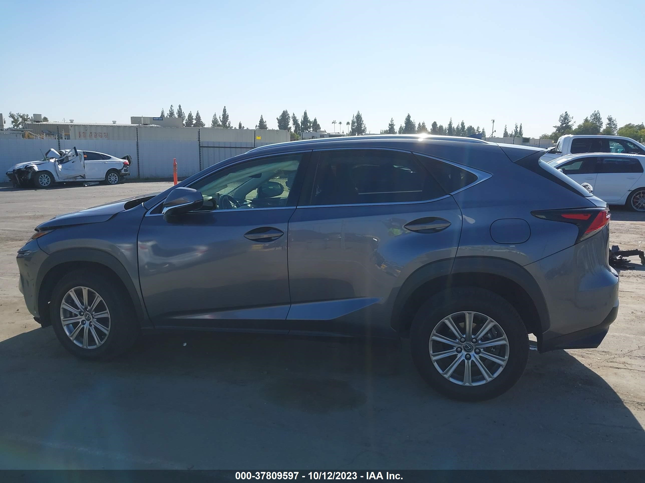 Photo 13 VIN: JTJYARBZ8K2140723 - LEXUS NX 