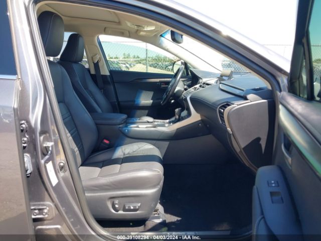 Photo 4 VIN: JTJYARBZ9G2043389 - LEXUS NX 200T 