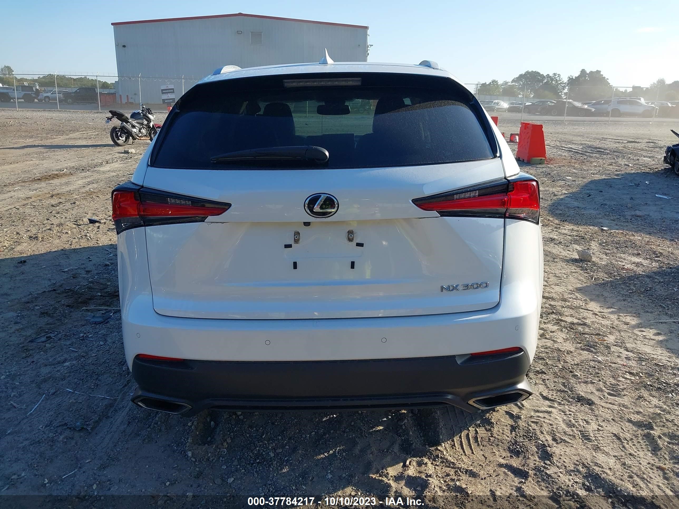 Photo 16 VIN: JTJYARBZ9J2101833 - LEXUS NX 