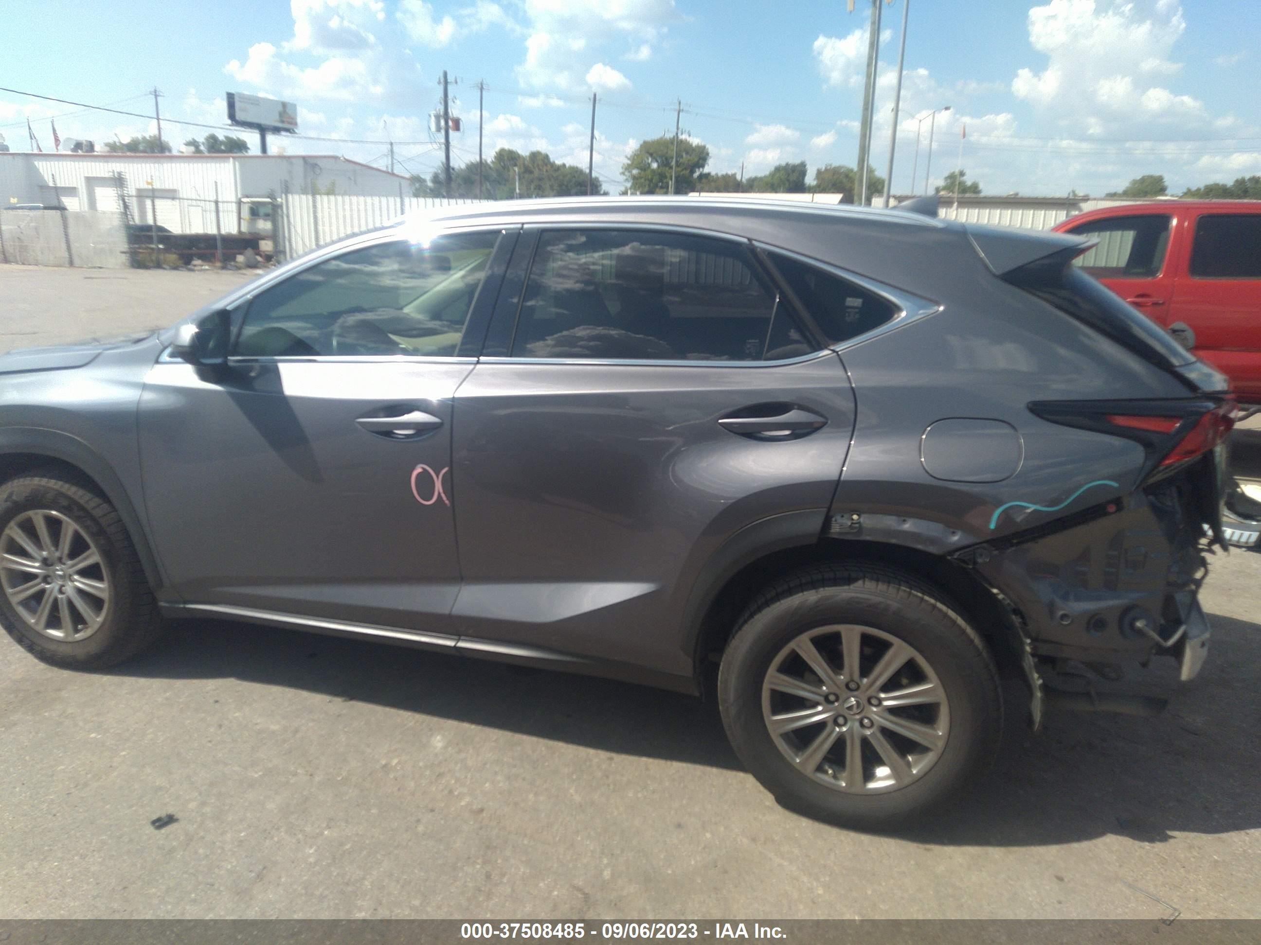 Photo 14 VIN: JTJYARBZ9J2102108 - LEXUS NX 