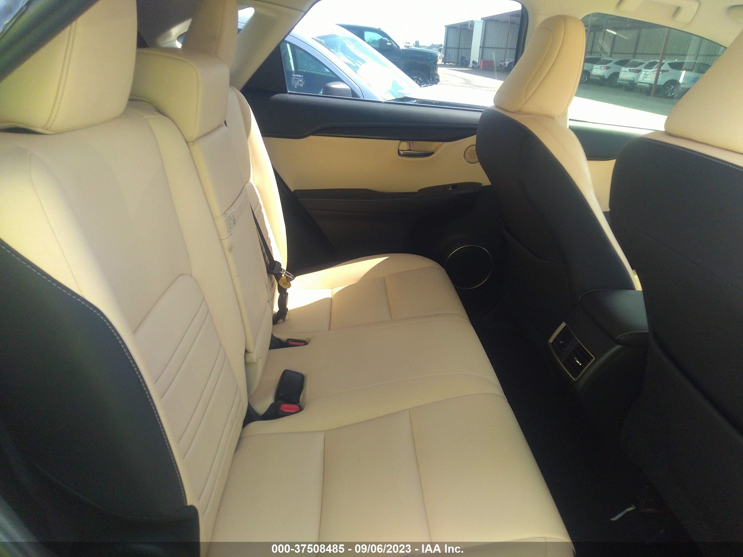 Photo 7 VIN: JTJYARBZ9J2102108 - LEXUS NX 