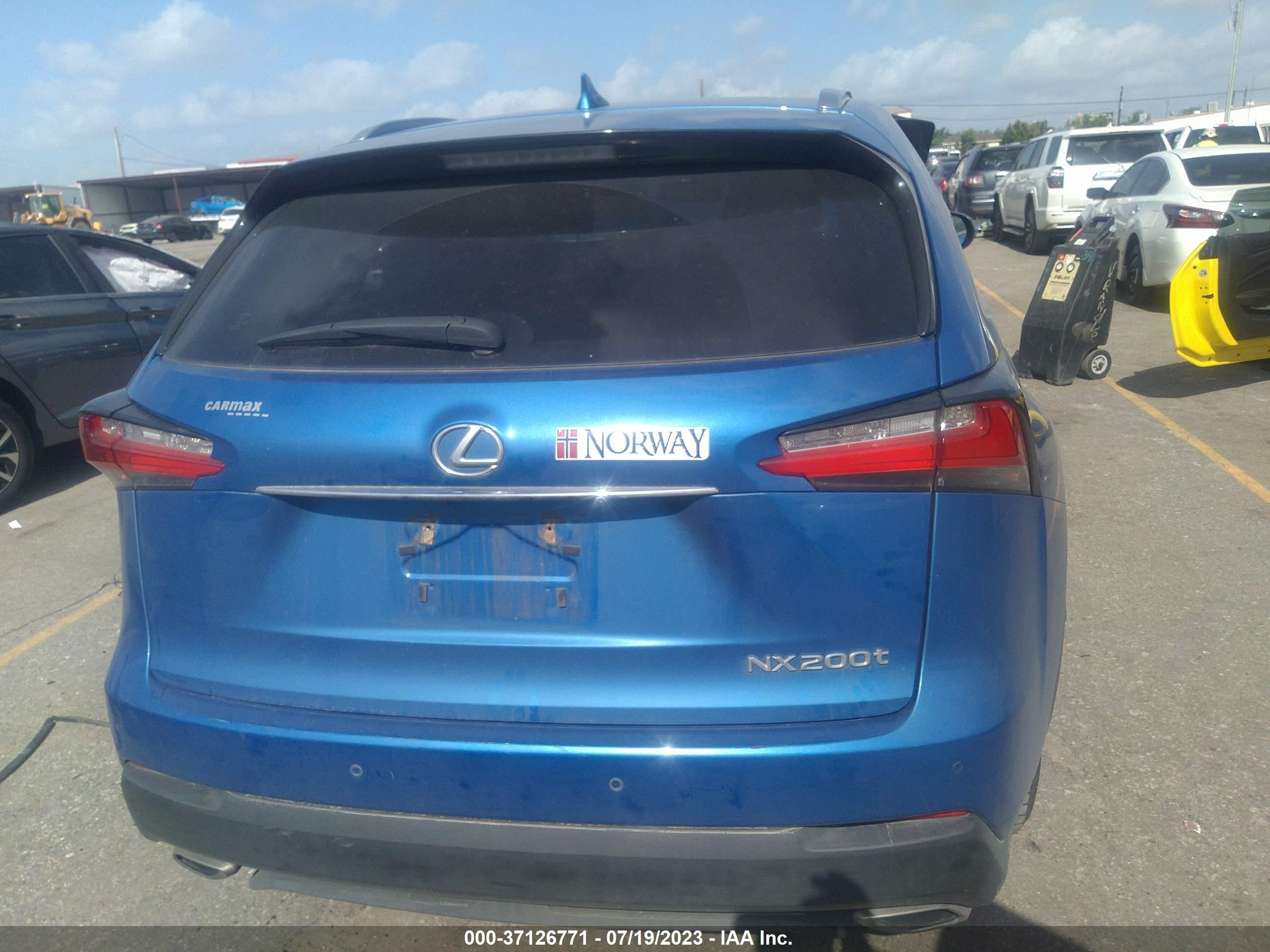 Photo 16 VIN: JTJYARBZXH2068576 - LEXUS NX 