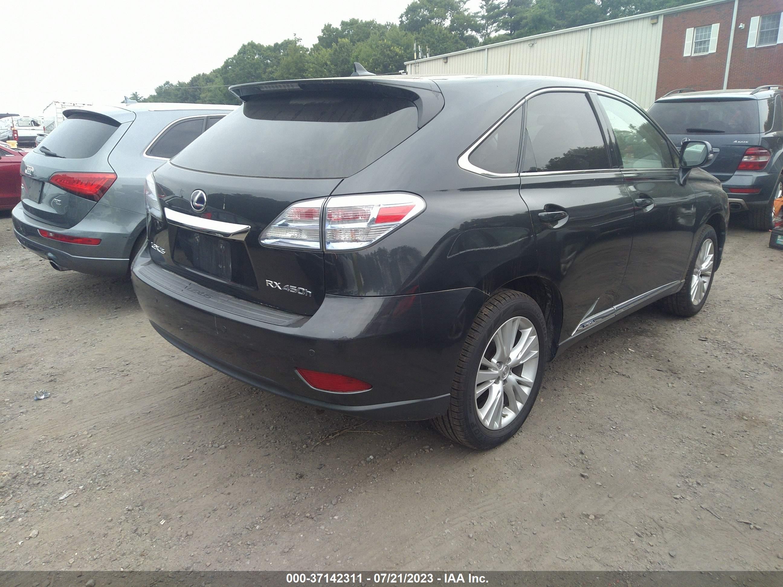 Photo 3 VIN: JTJZB1BA6A2001878 - LEXUS RX 