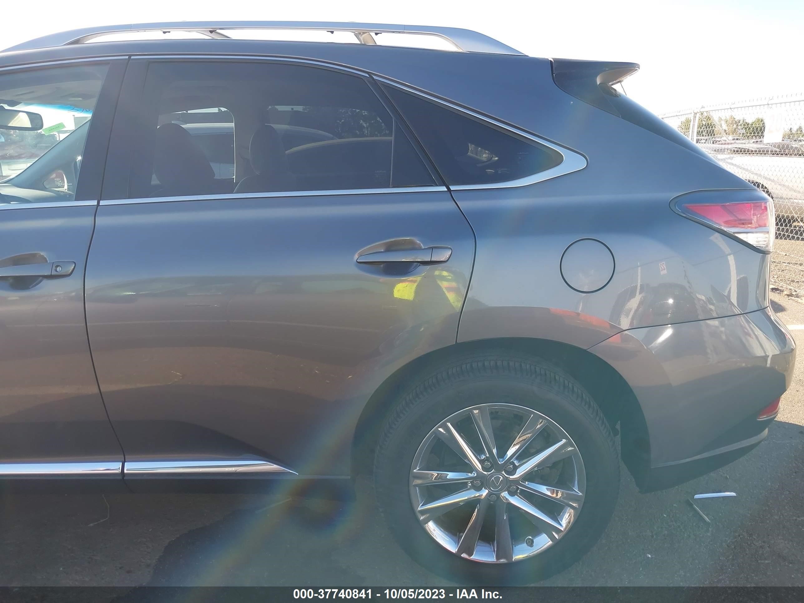 Photo 13 VIN: JTJZK1BA2E2013368 - LEXUS RX 