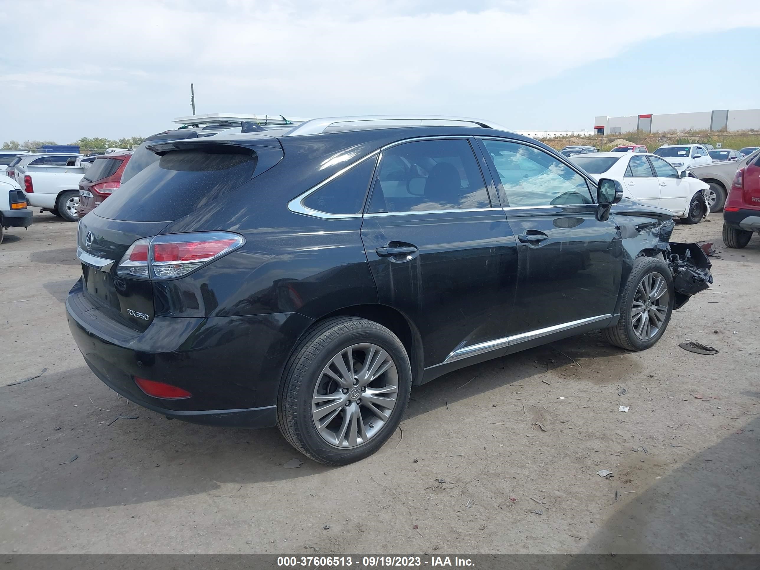 Photo 3 VIN: JTJZK1BA4E2419751 - LEXUS RX 