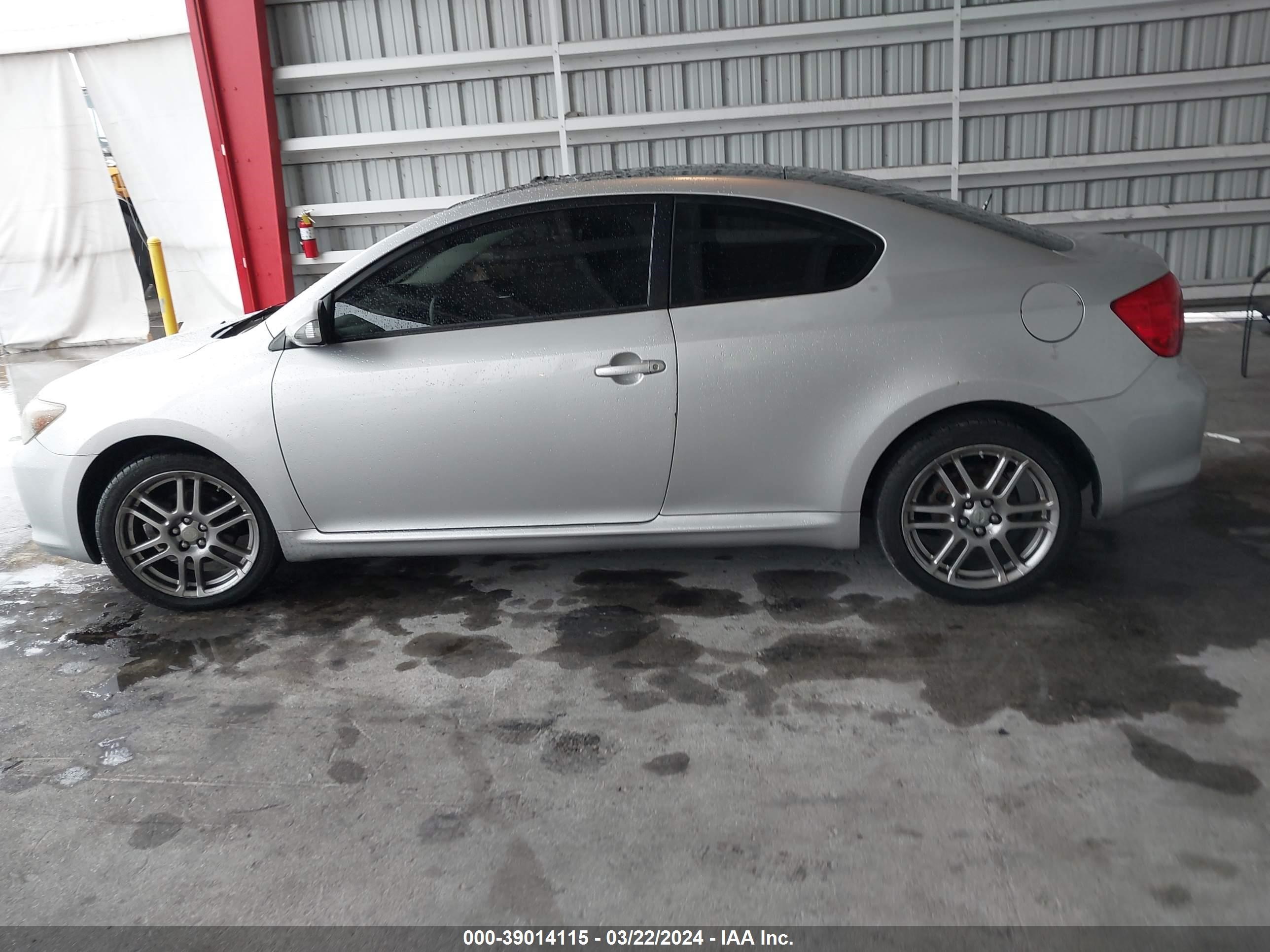 Photo 14 VIN: JTKDE167080234253 - SCION TC 