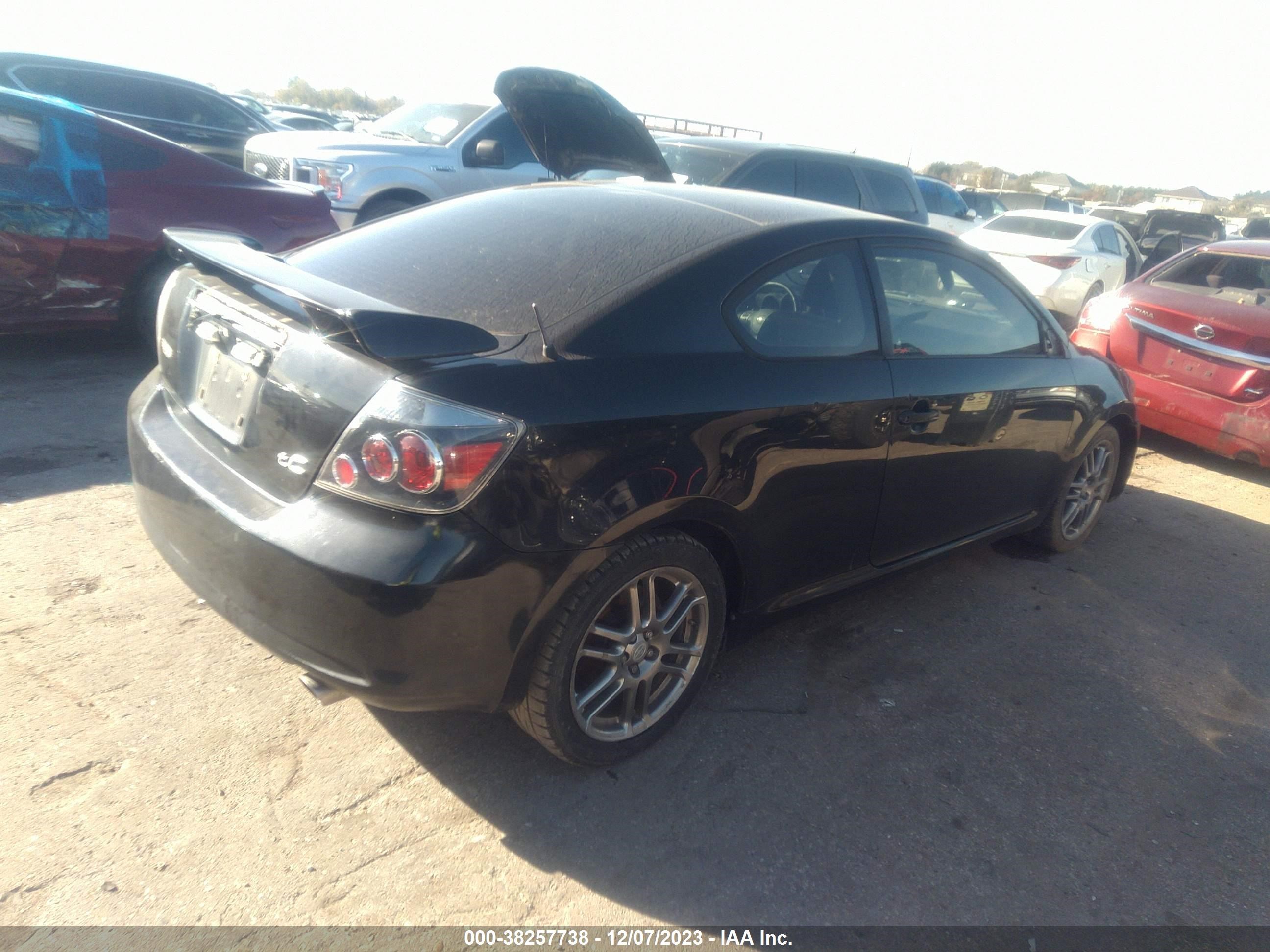 Photo 3 VIN: JTKDE167080271710 - SCION TC 