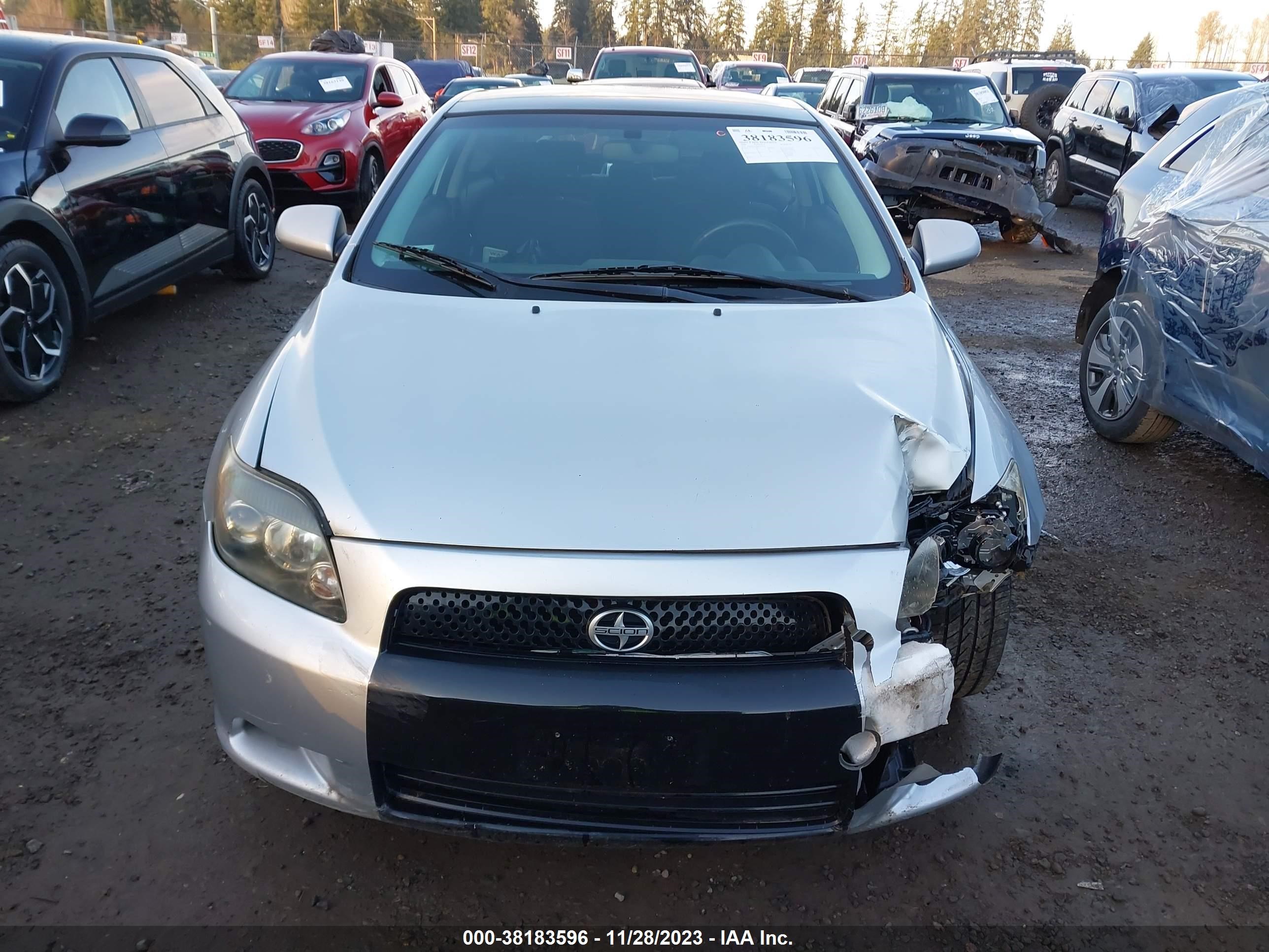 Photo 11 VIN: JTKDE167090281476 - SCION TC 