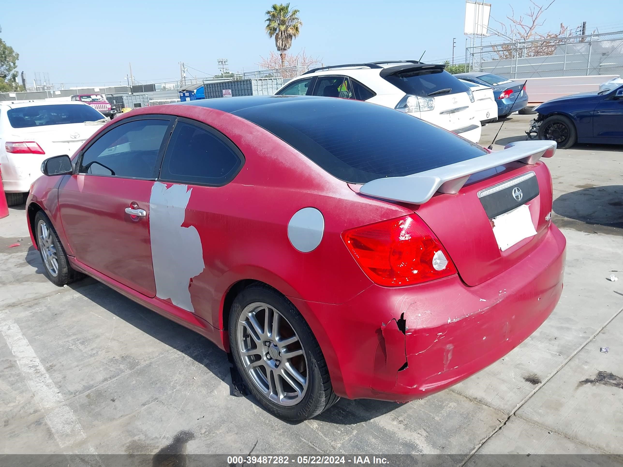 Photo 2 VIN: JTKDE167160129573 - SCION TC 