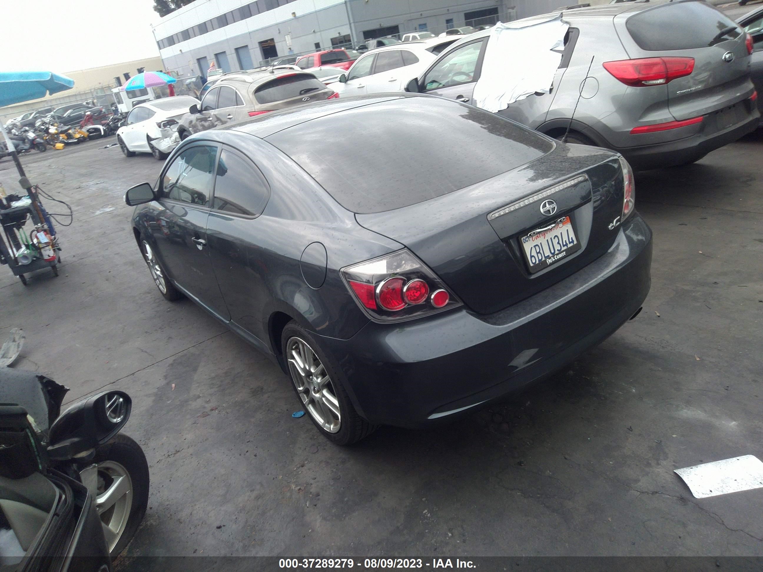 Photo 2 VIN: JTKDE167180230180 - SCION TC 