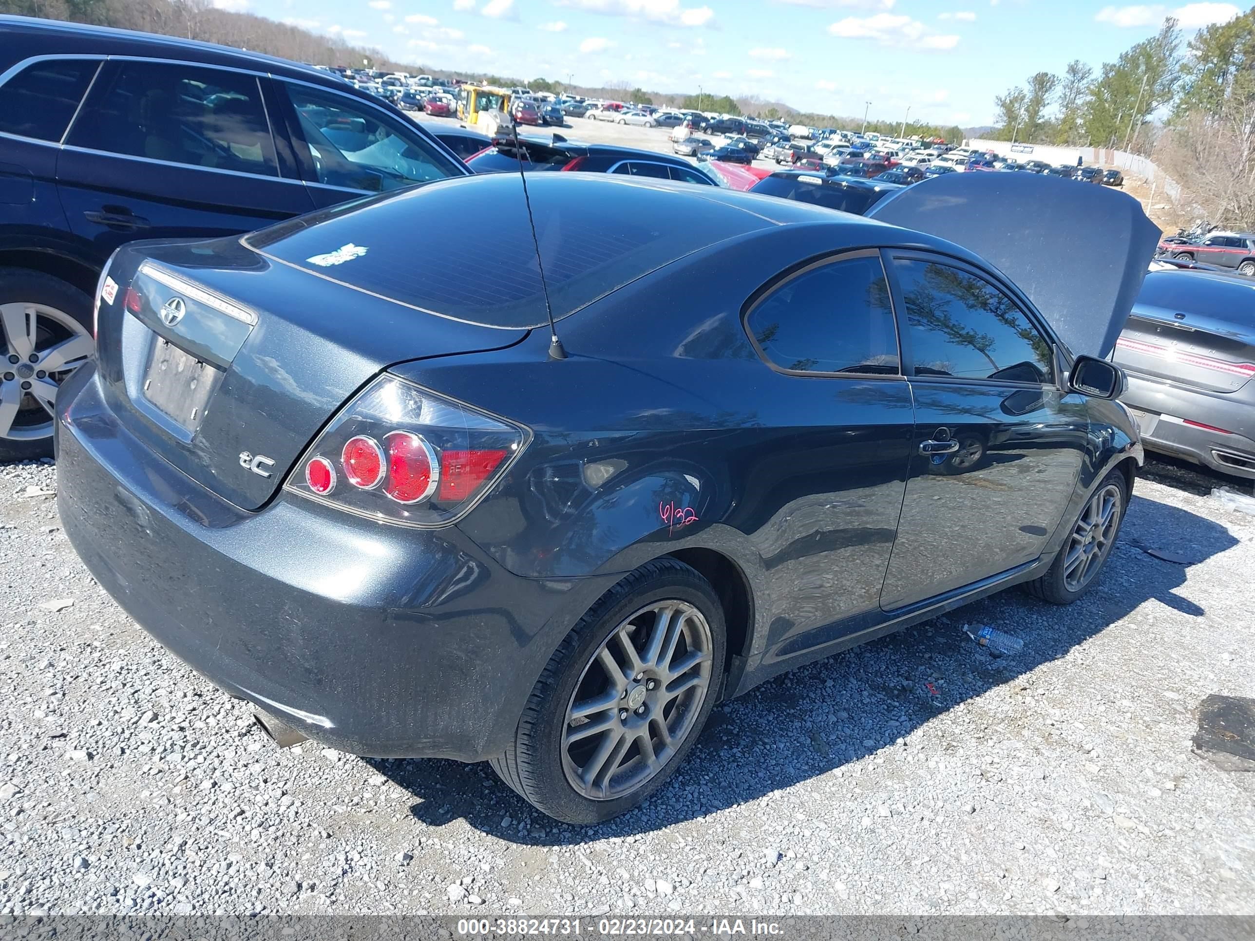 Photo 3 VIN: JTKDE167190287951 - SCION TC 