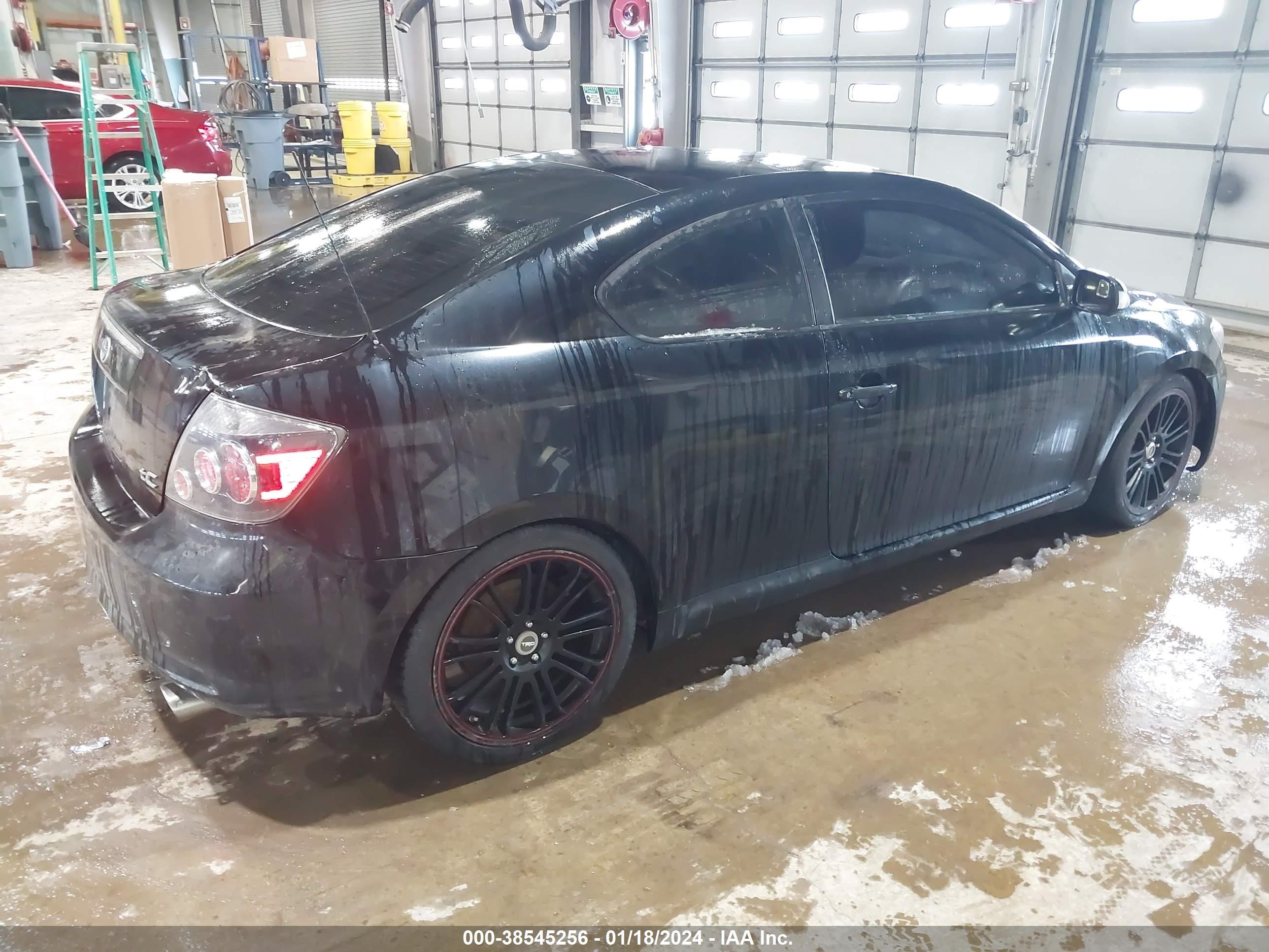 Photo 3 VIN: JTKDE167190300942 - SCION TC 