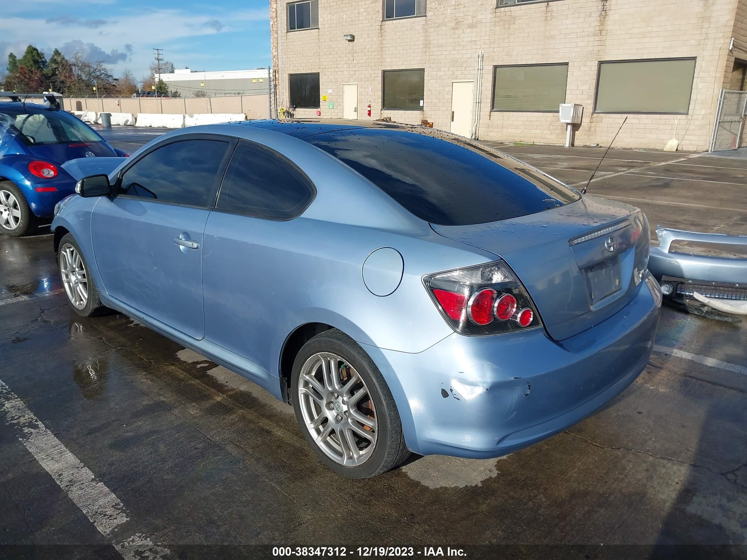 Photo 2 VIN: JTKDE167280226431 - SCION TC 