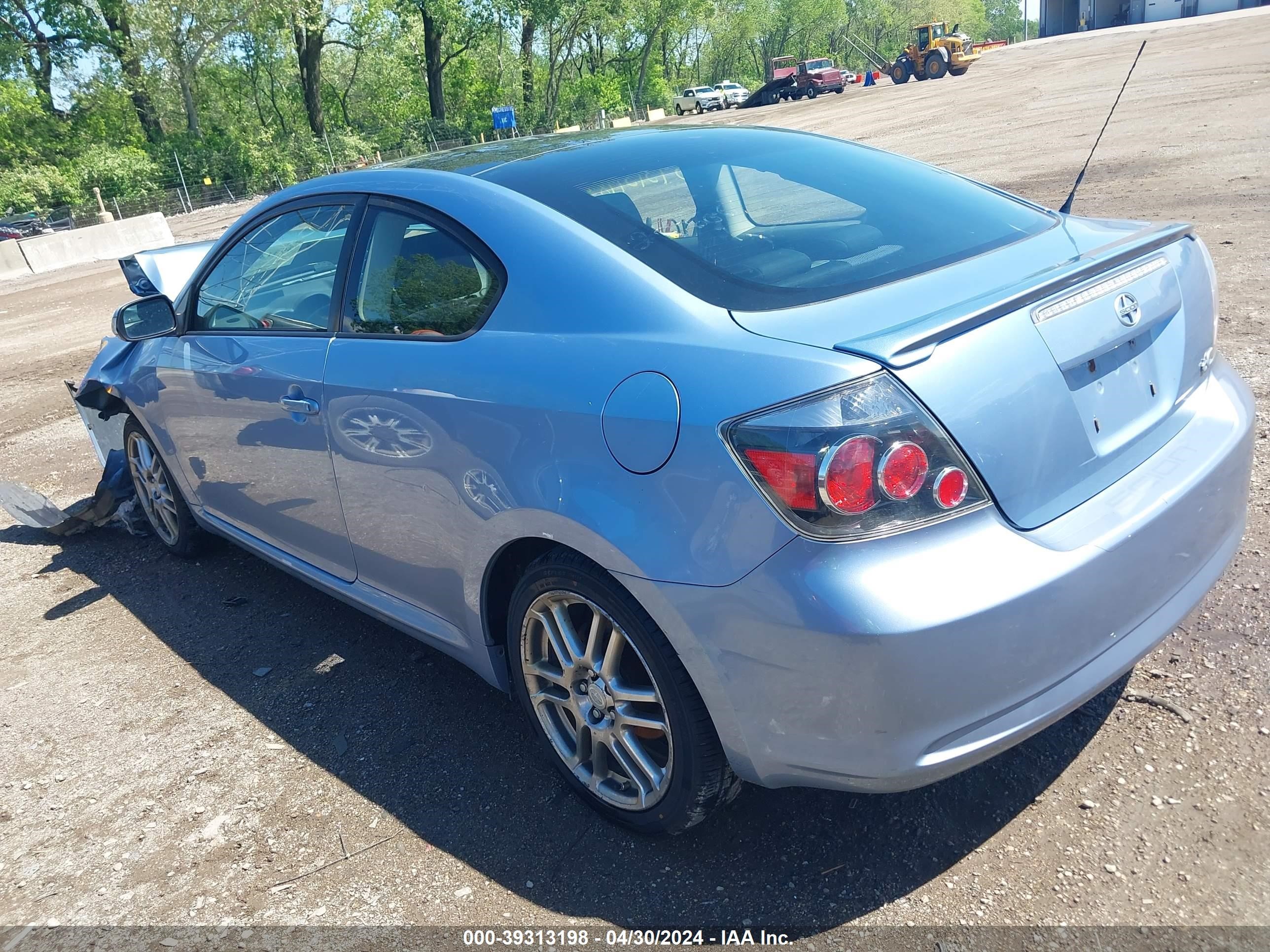 Photo 2 VIN: JTKDE167280256061 - SCION TC 