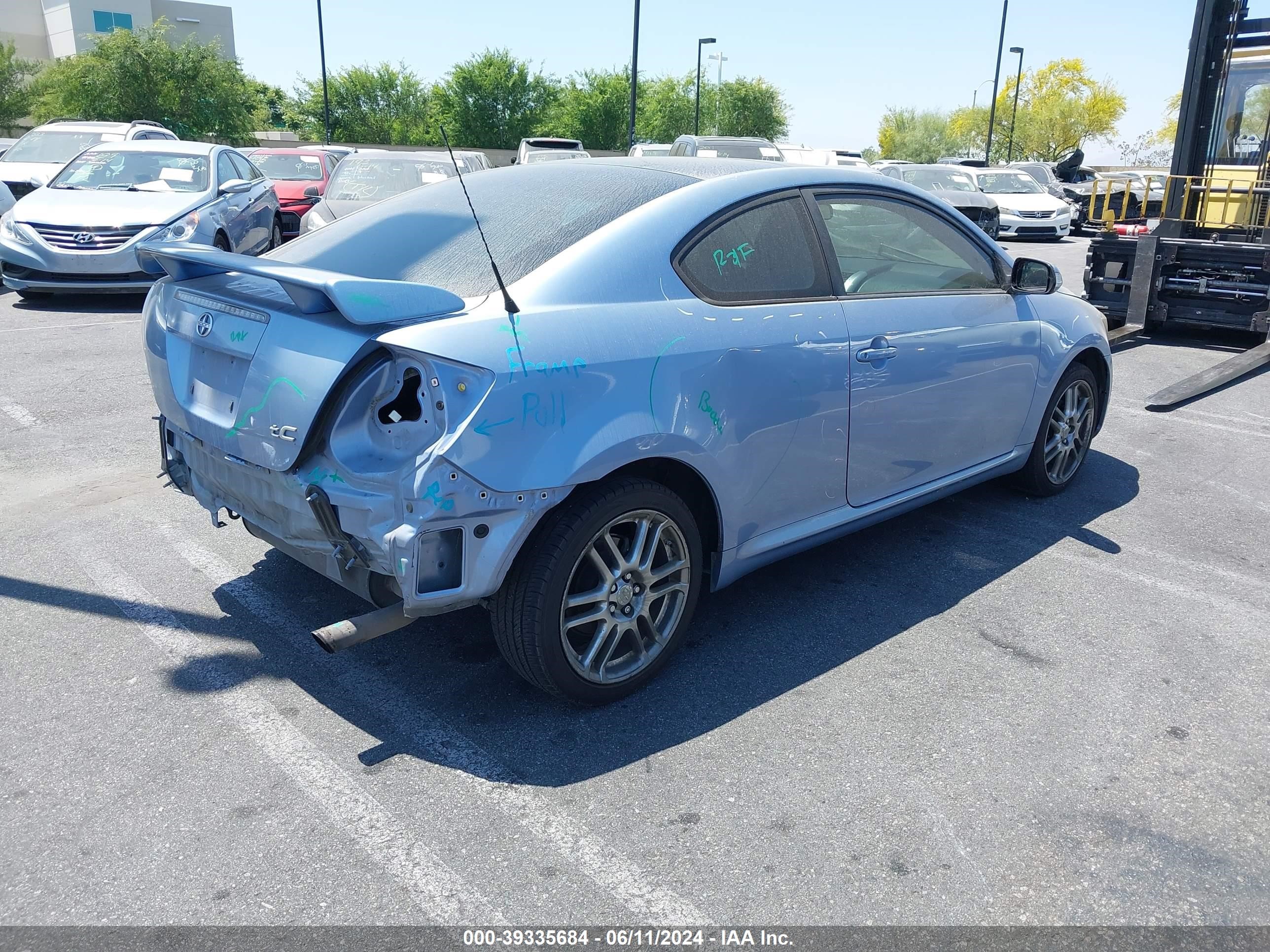 Photo 3 VIN: JTKDE167280271921 - SCION TC 