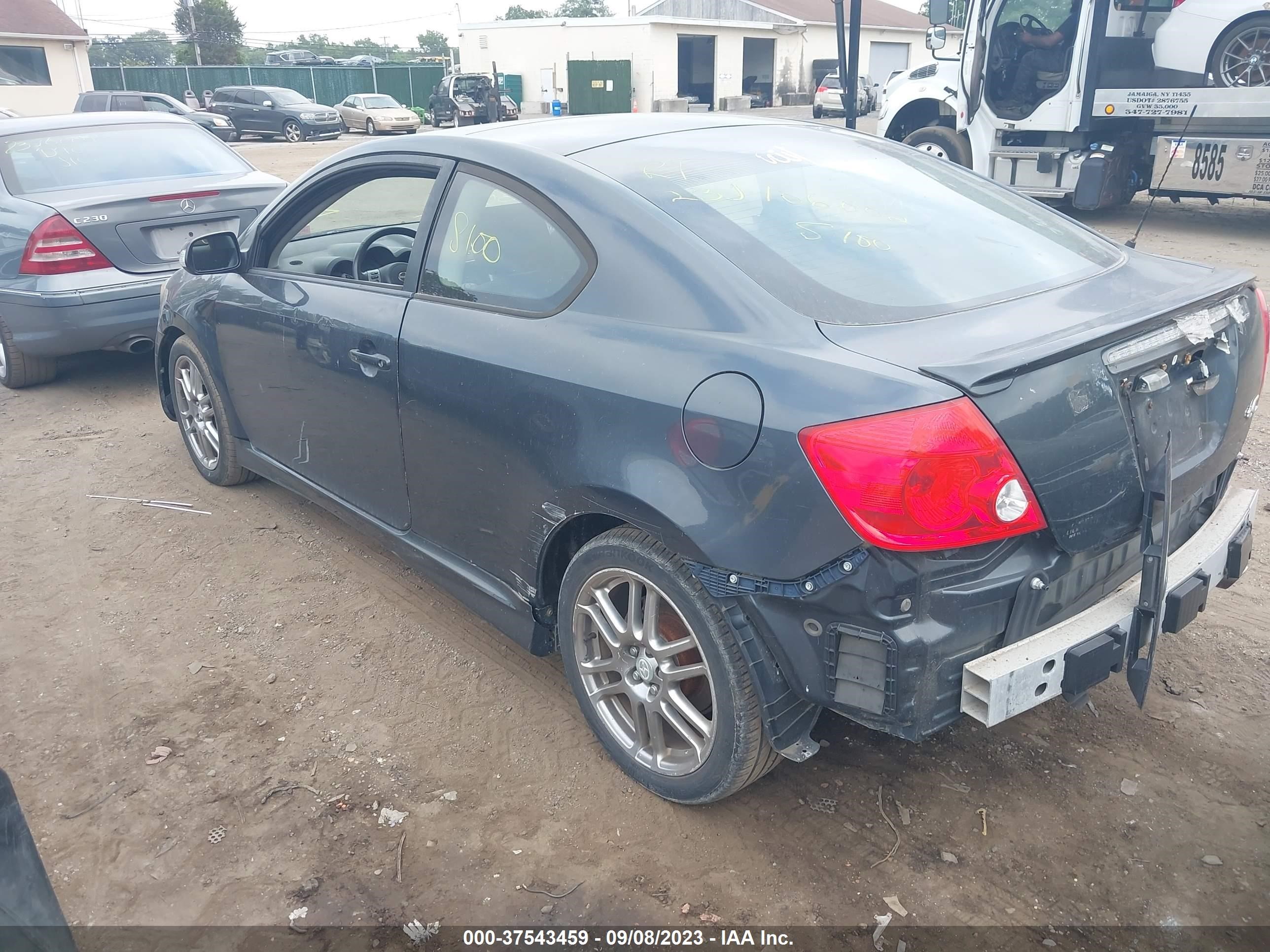 Photo 2 VIN: JTKDE167360071921 - SCION TC 