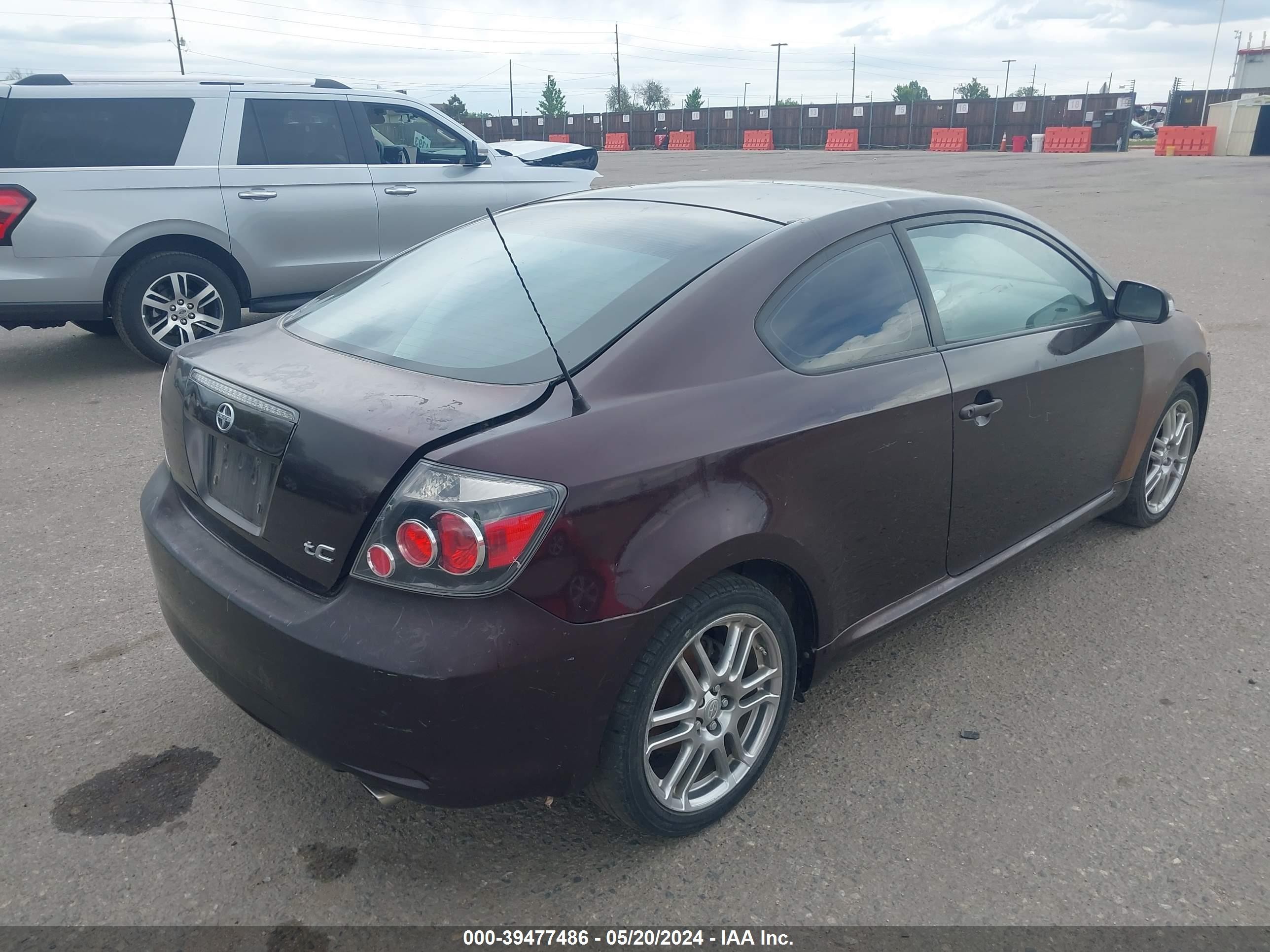 Photo 3 VIN: JTKDE167380233856 - SCION TC 