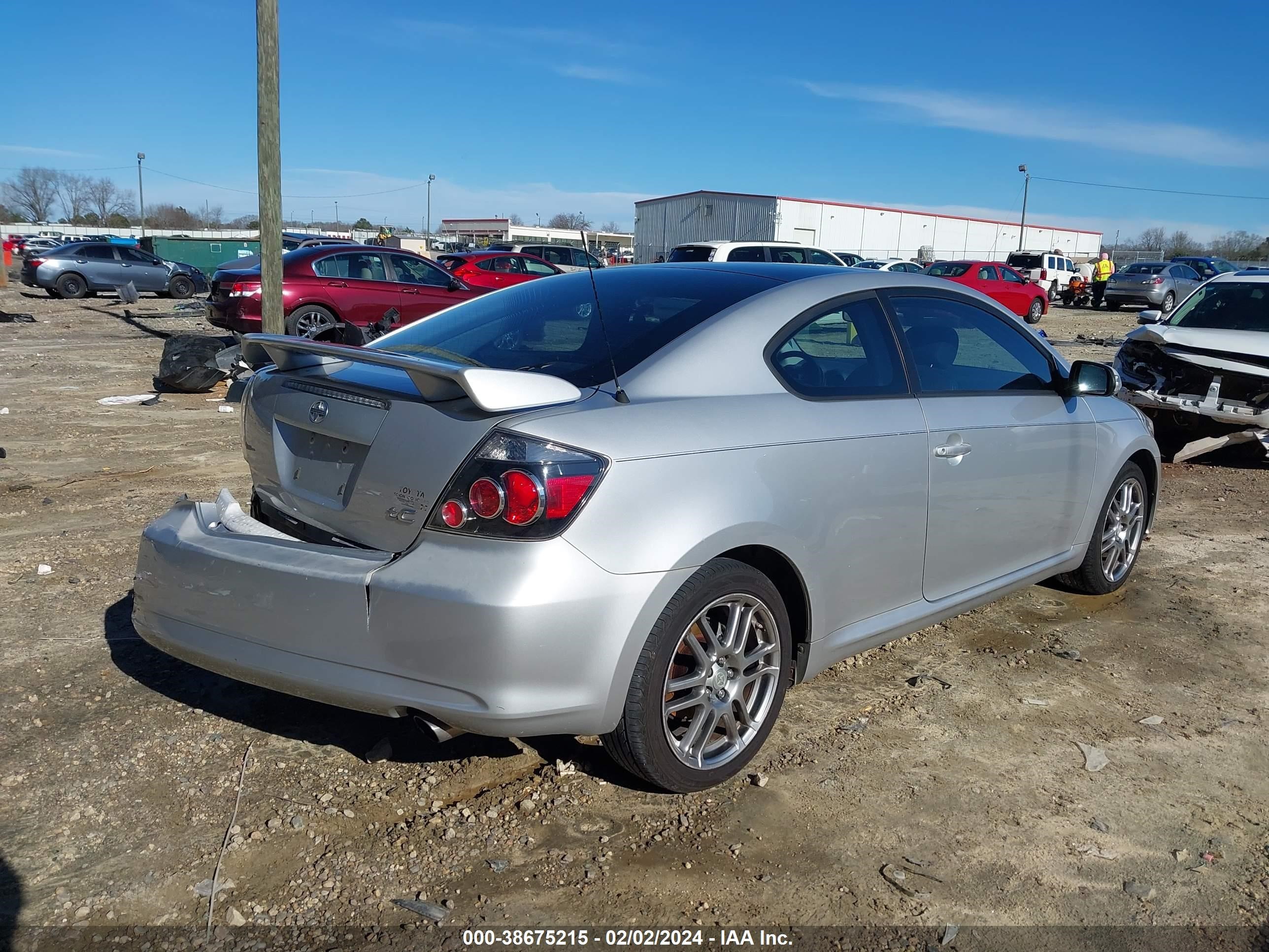 Photo 3 VIN: JTKDE167380263603 - SCION TC 