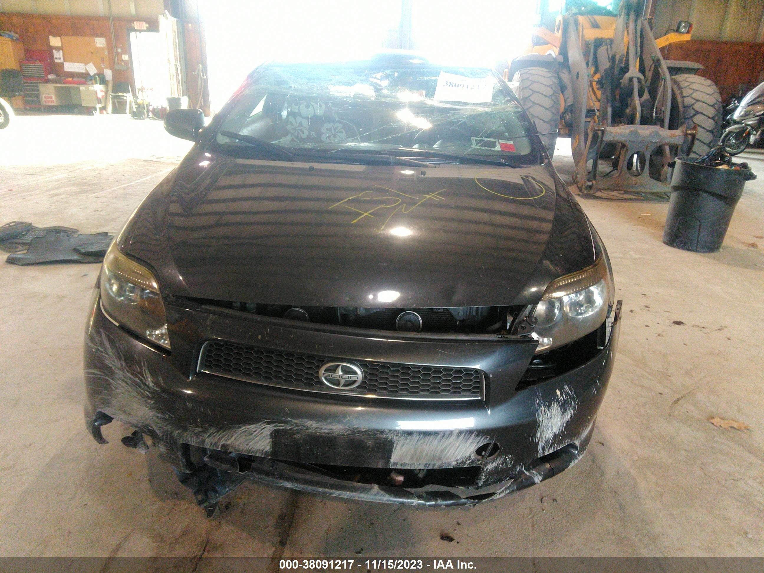 Photo 11 VIN: JTKDE167470203067 - SCION TC 