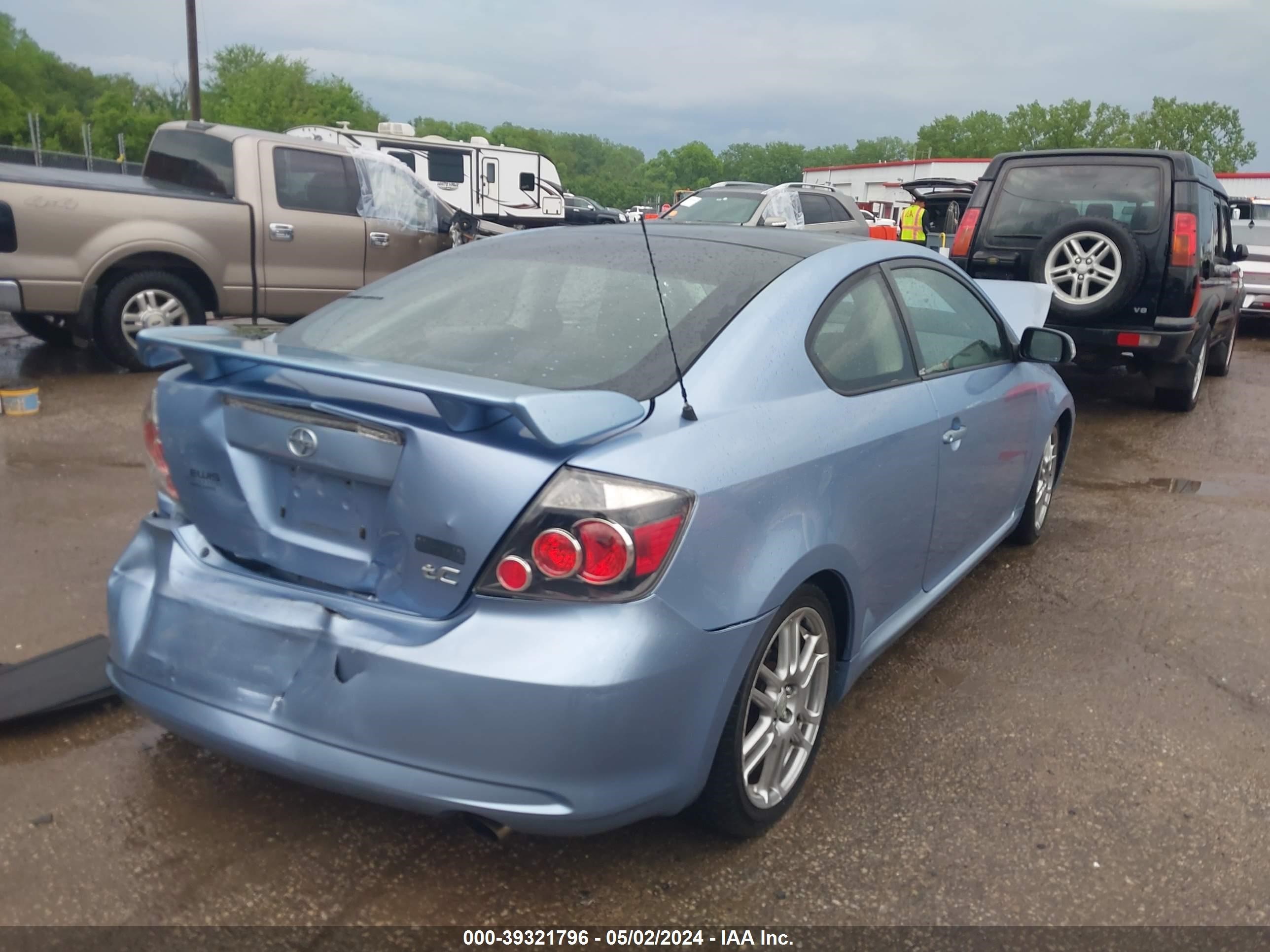 Photo 3 VIN: JTKDE167480256255 - SCION TC 