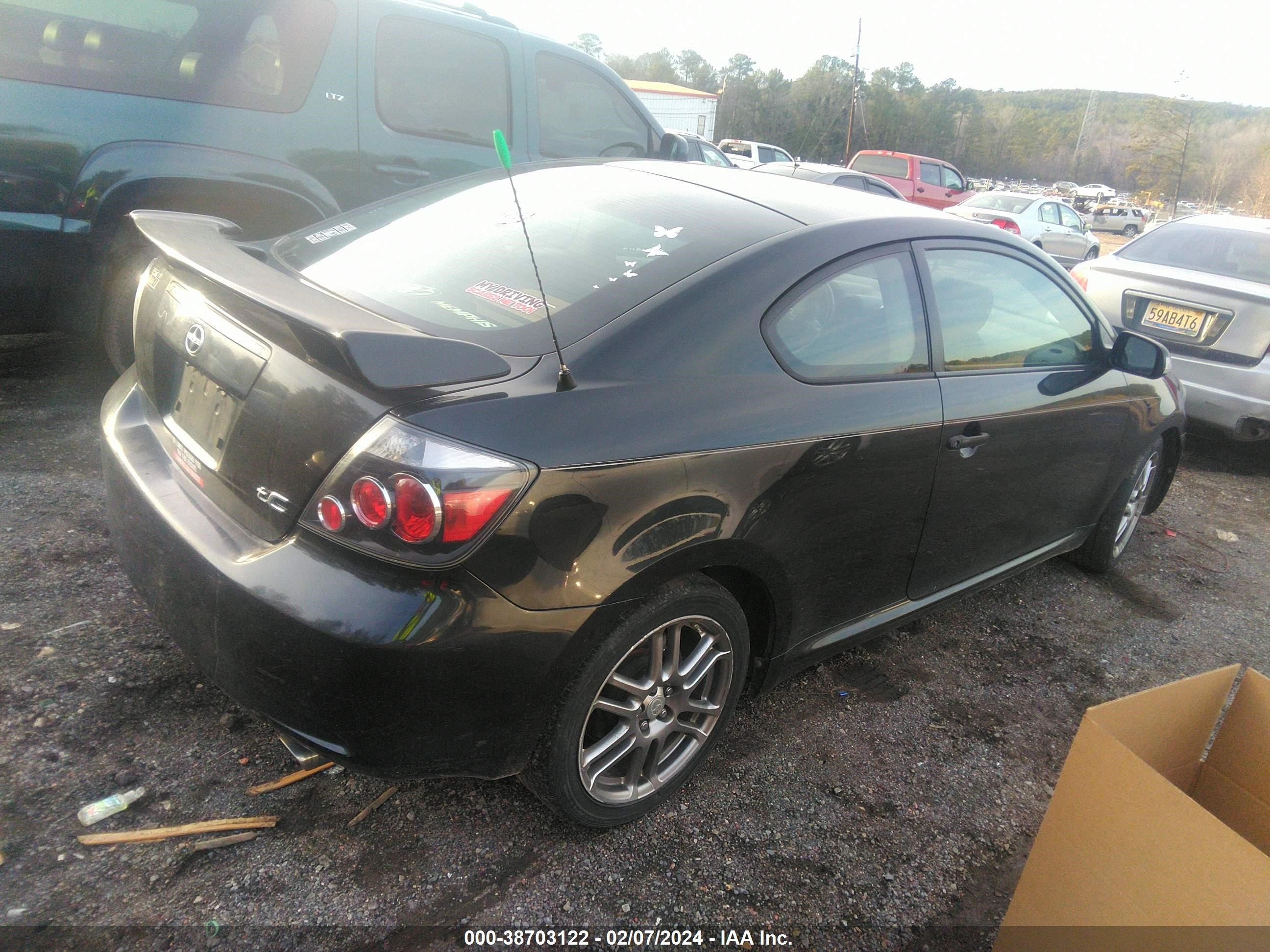 Photo 3 VIN: JTKDE167480269975 - SCION TC 