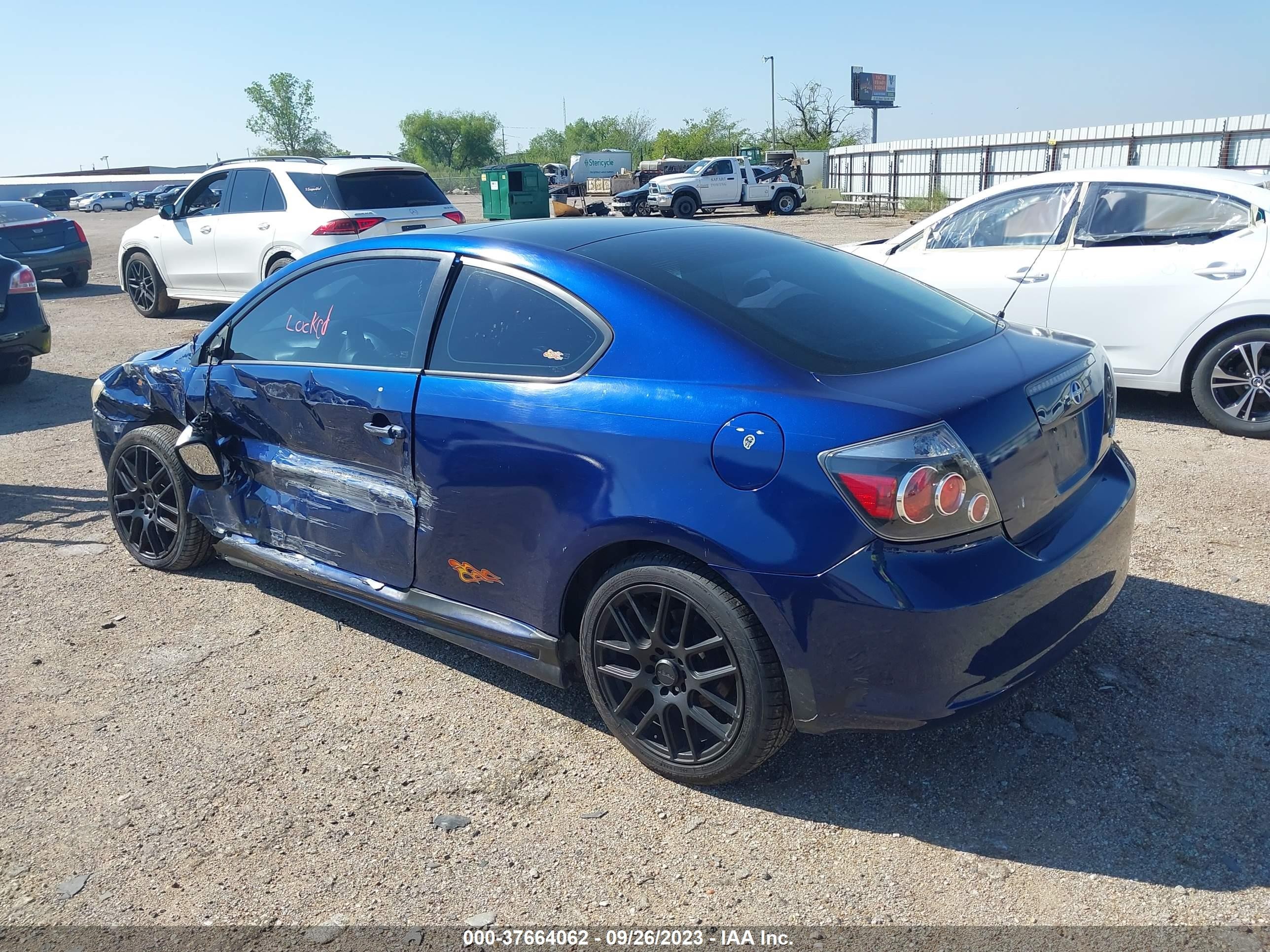 Photo 2 VIN: JTKDE167490289502 - SCION TC 