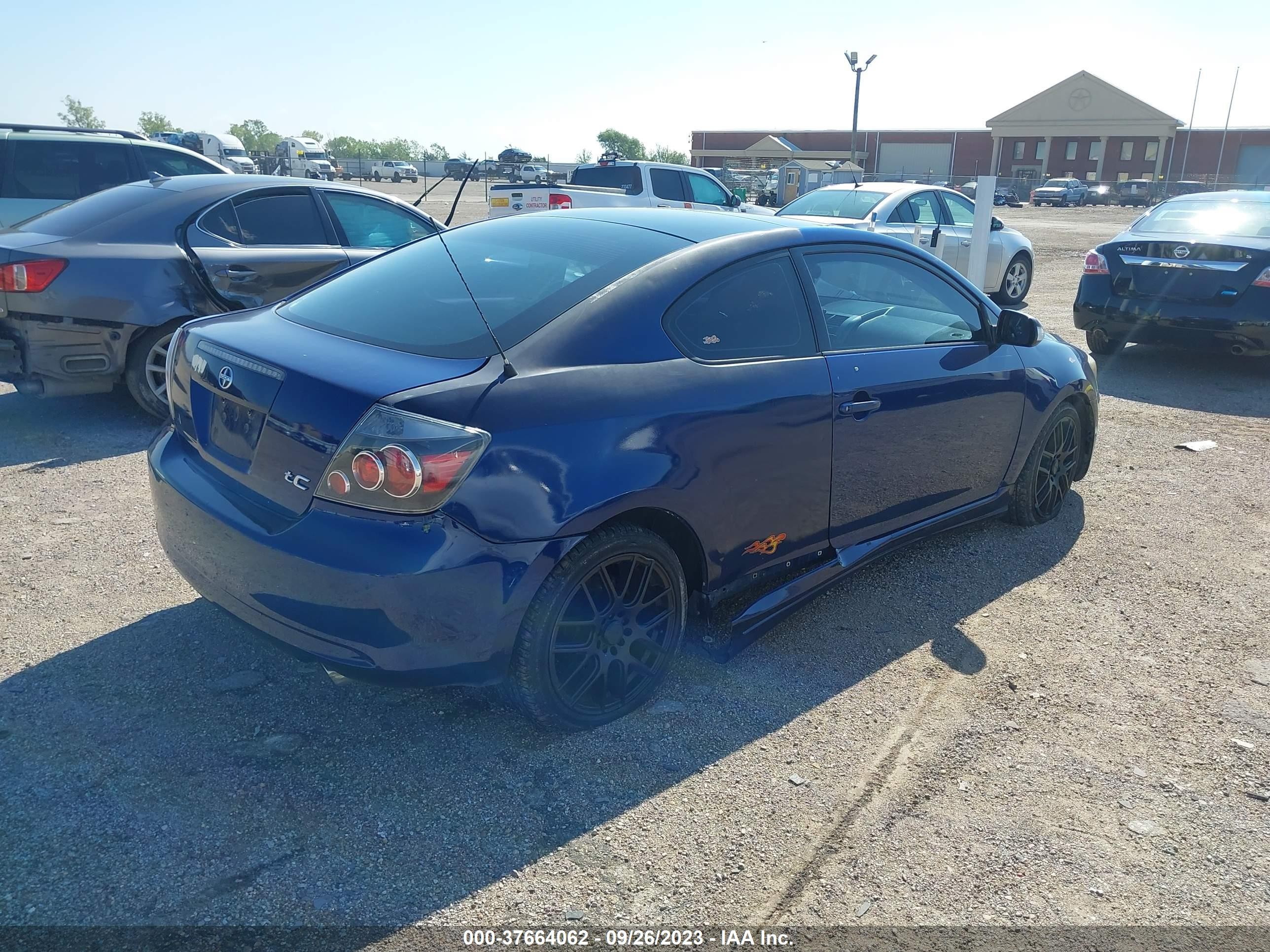 Photo 3 VIN: JTKDE167490289502 - SCION TC 