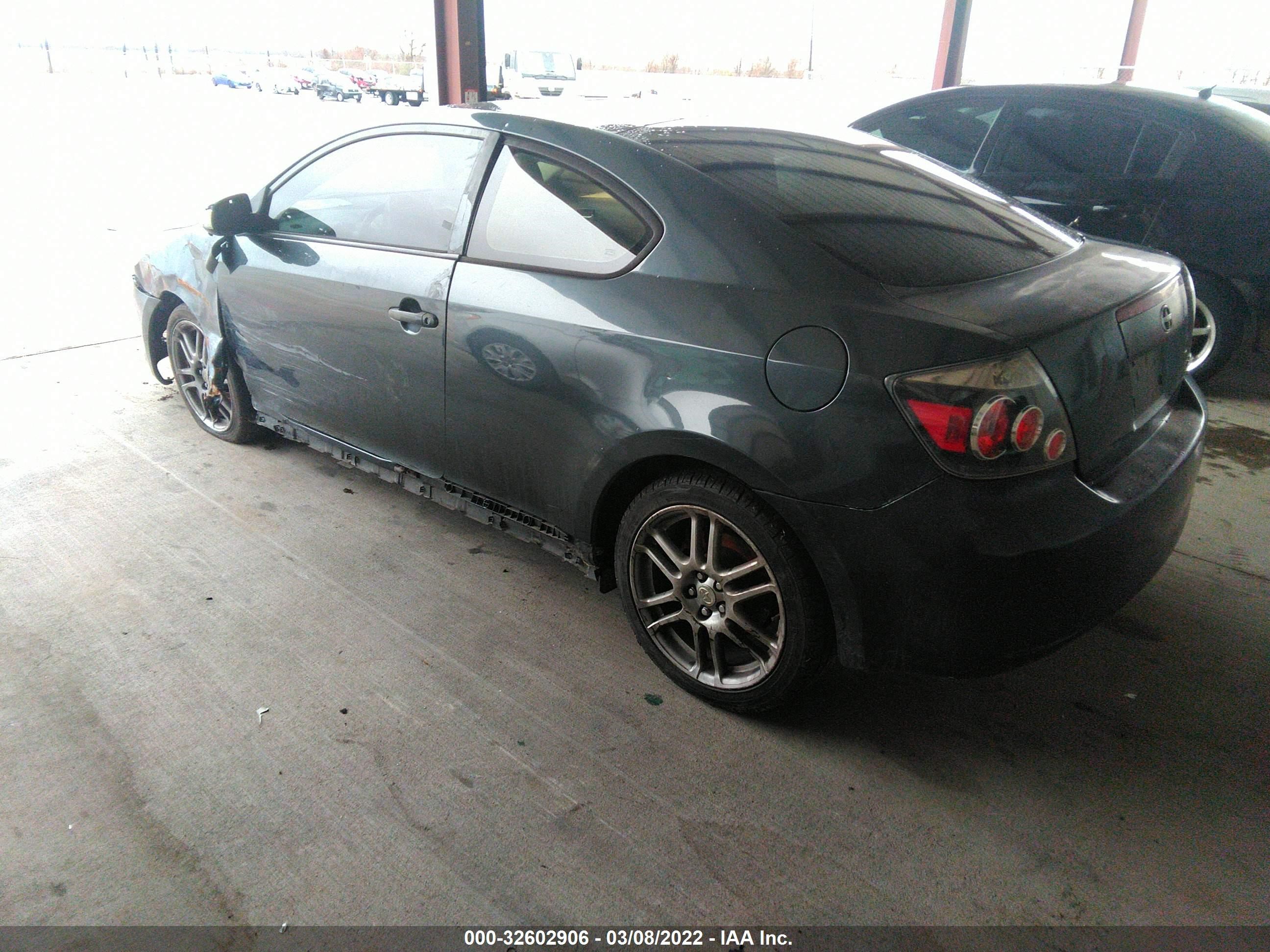 Photo 2 VIN: JTKDE167580256636 - SCION TC 