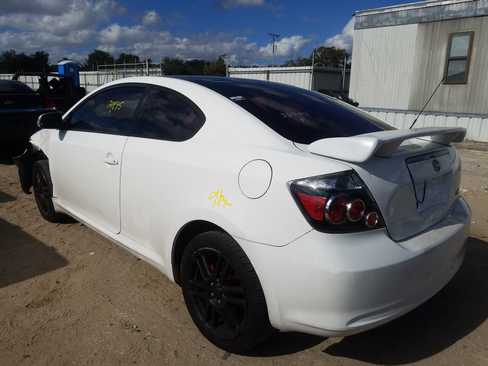 Photo 2 VIN: JTKDE167580262596 - SCION TC 