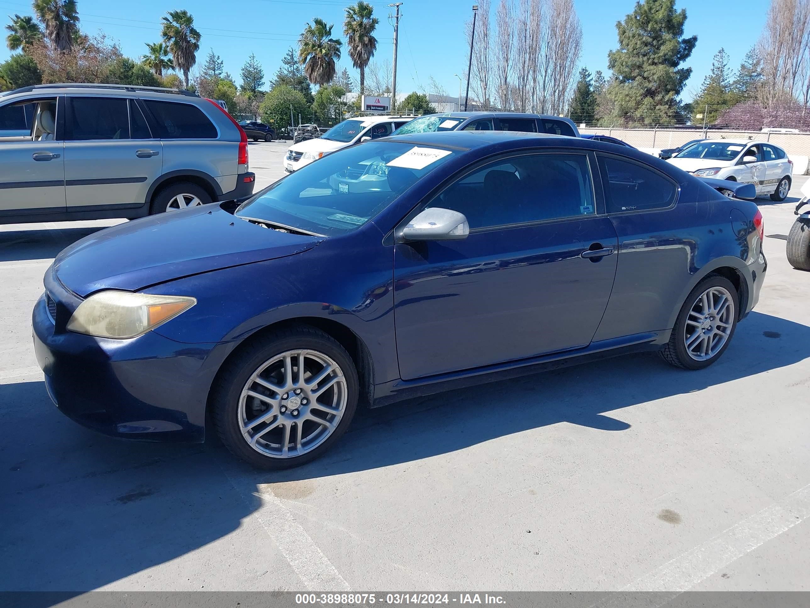 Photo 1 VIN: JTKDE167660074960 - SCION TC 